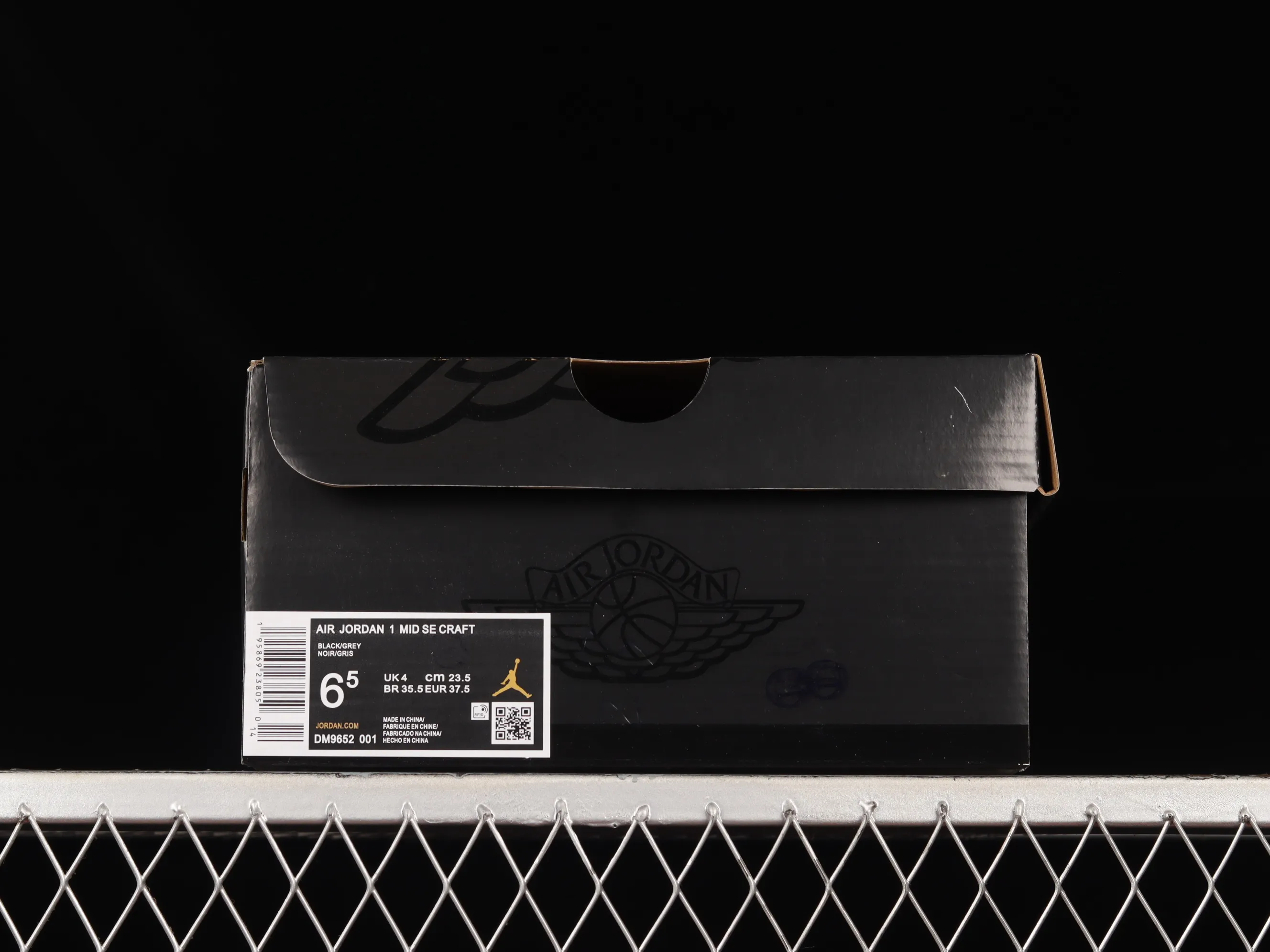 All categories Air Jordan Jordan series basketball shoes Air Jordan 1 Mid Air Jordan 1 Mid "Inside Out" AJ1 Joe 1 reverse black and gray China basketball shoes DM9652-001